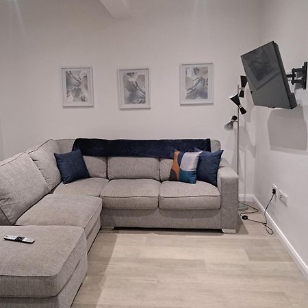 Modern Apartment With Sea Views Portrush Extérieur photo