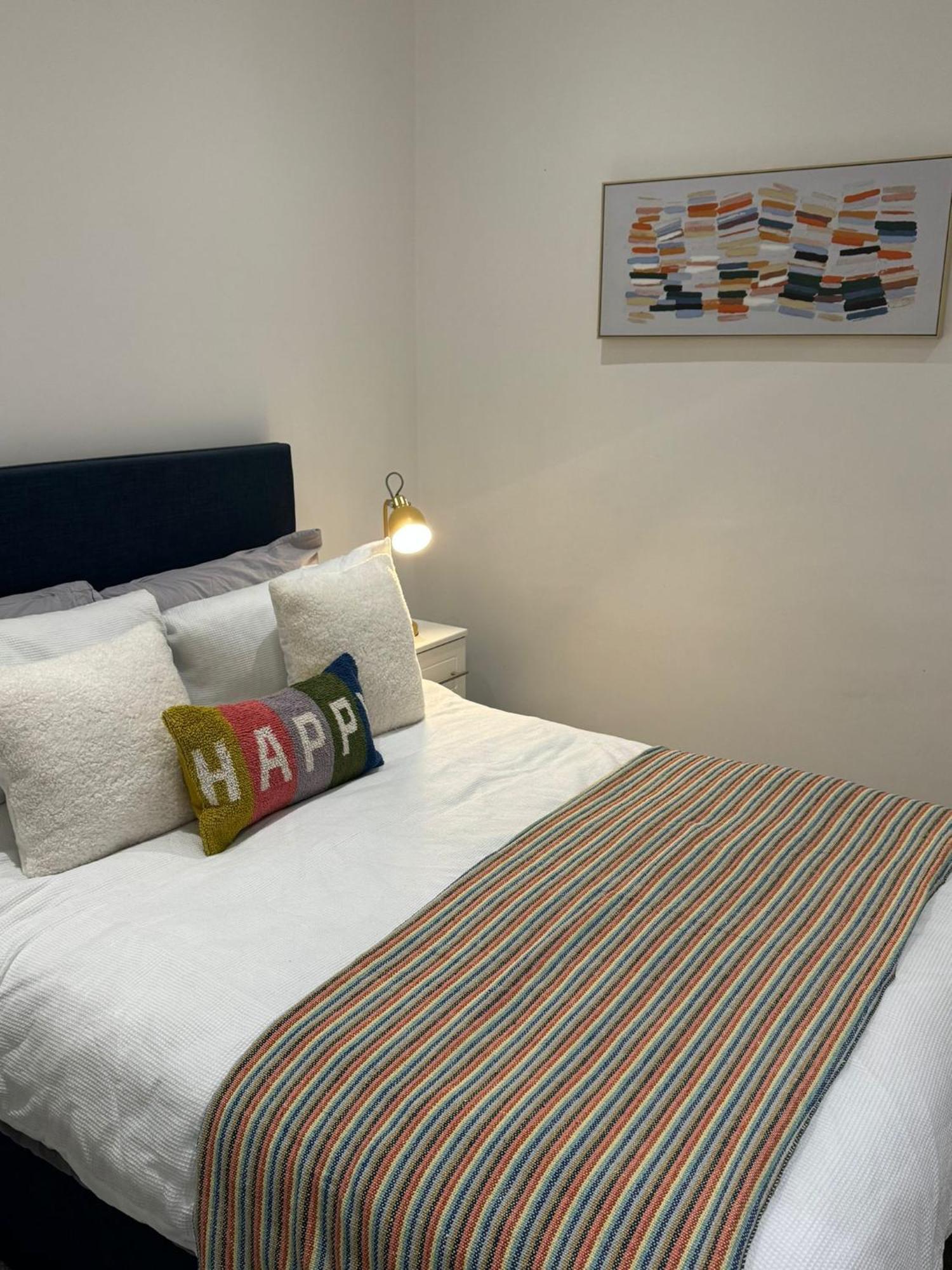 Modern Apartment With Sea Views Portrush Extérieur photo